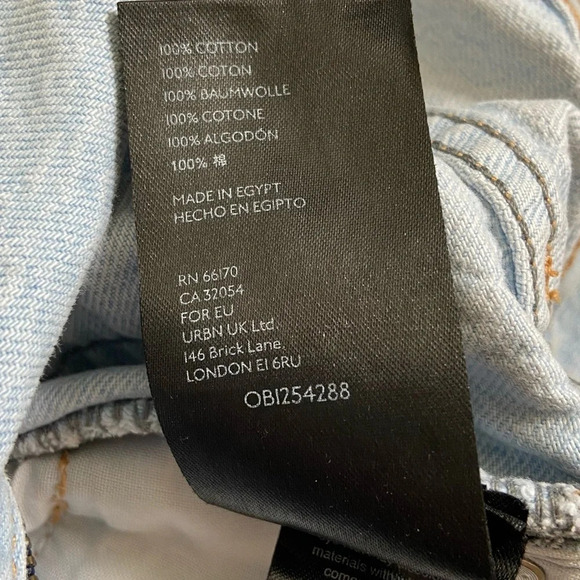 ✨3/$20 Urban Outfitters BDG Girlfriend High Rise Jean Shorts - Picture 8 of 8